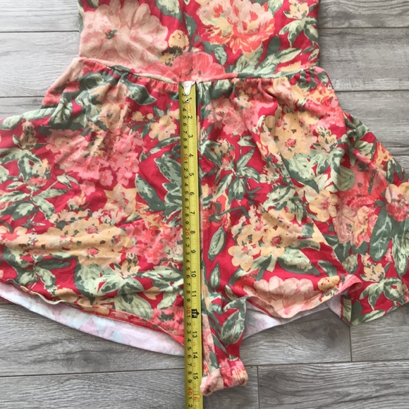 Floral open back romper - Picture 5 of 7